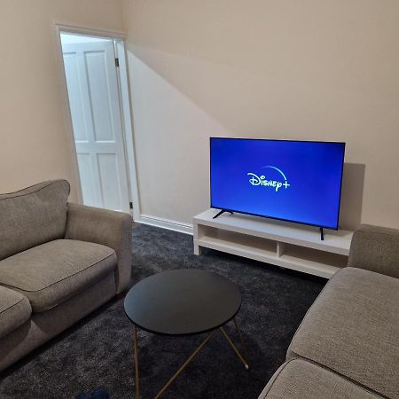 Homely 3-Bed House In Bham 15 Min From City Centre Μπέρμιγχαμ Εξωτερικό φωτογραφία