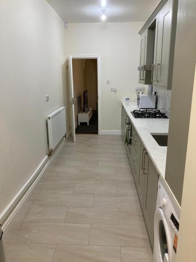 Homely 3-Bed House In Bham 15 Min From City Centre Μπέρμιγχαμ Εξωτερικό φωτογραφία